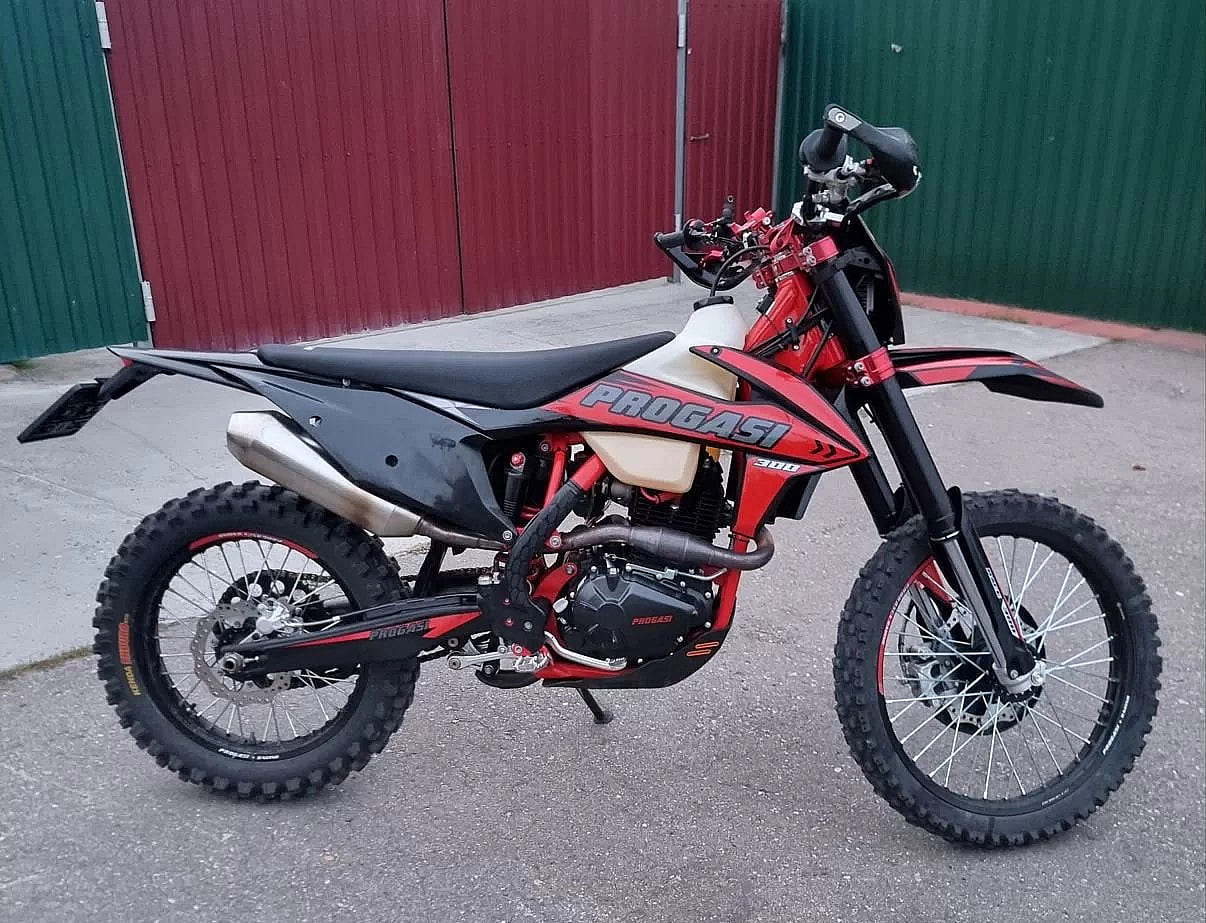 Купить Мотоцикл кроссовый эндуро PROGASI RACE 300 AIR Б/У