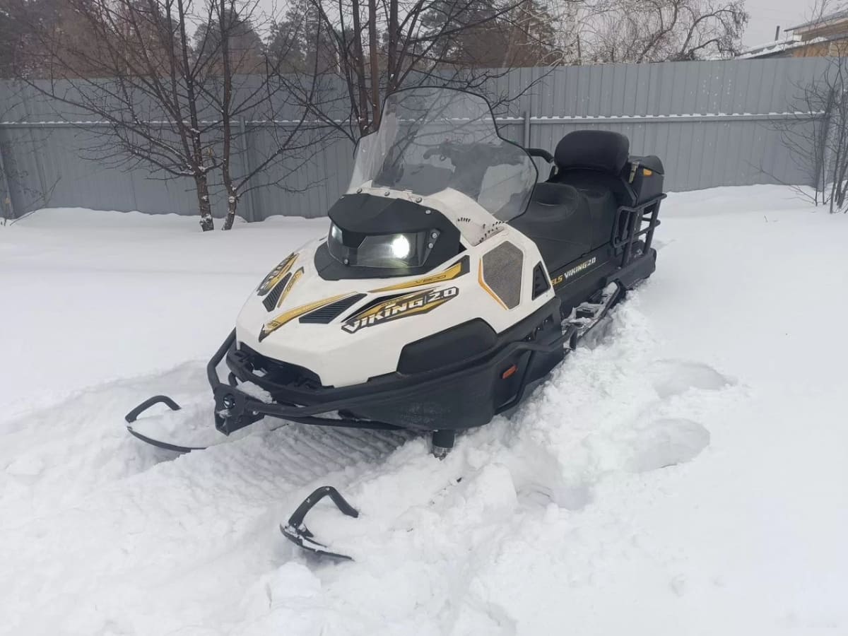 Купить Снегоход STELS VIKING V800 CVTech (канадский вариатор) 2.0 SWT Beaver (с увеличенным грунтозацепом) Б/У