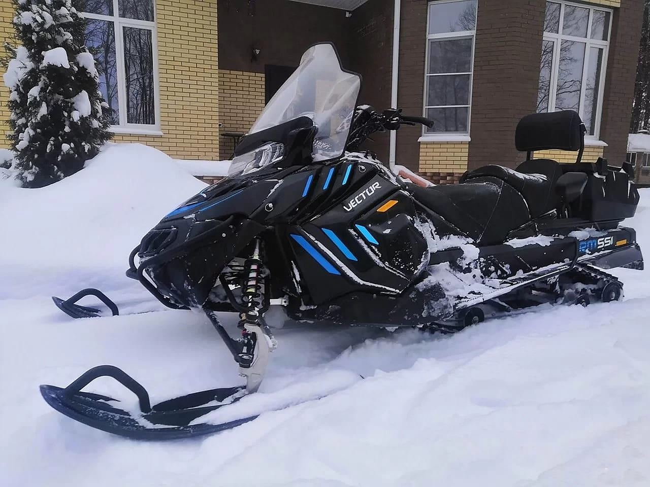 Купить Снегоход РУССКАЯ МЕХАНИКА VECTOR 551 Б/У