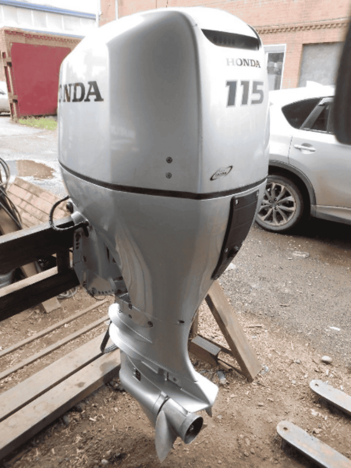 Купить 4х-тактный лодочный мотор HONDA BF 115 LU