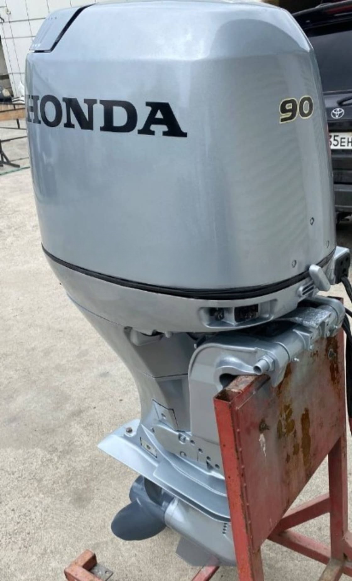 Купить 4х-тактный лодочный мотор HONDA BF 90 LRTU