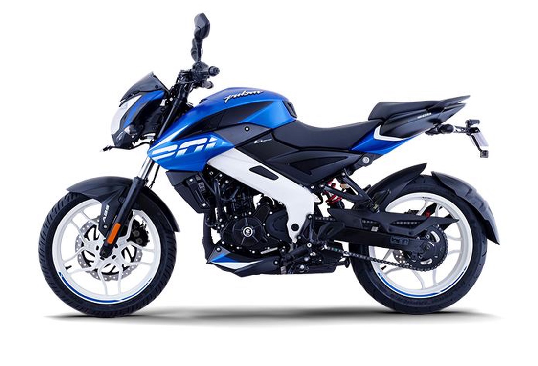 Купить Мотоцикл BAJAJ Pulsar NS200