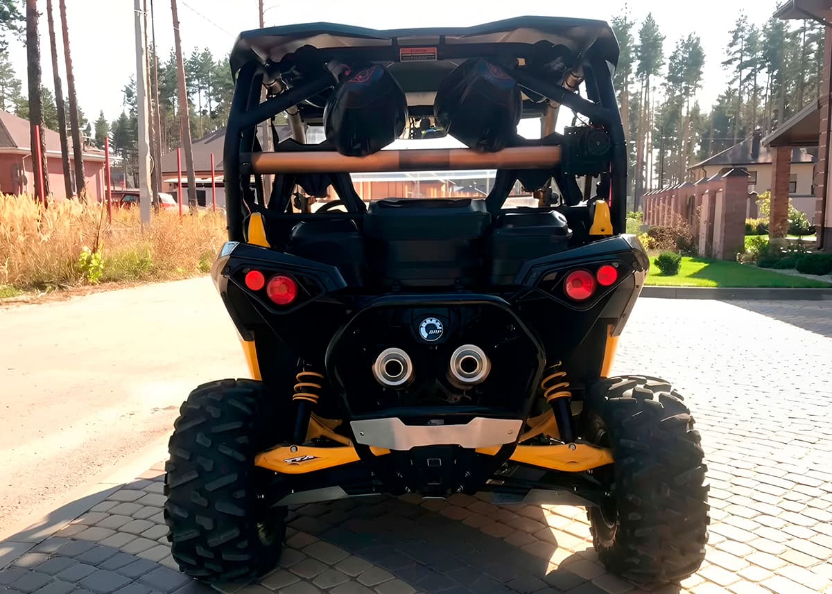 Багги BRP Can-Am Maverick 1000R 2016 фото 1