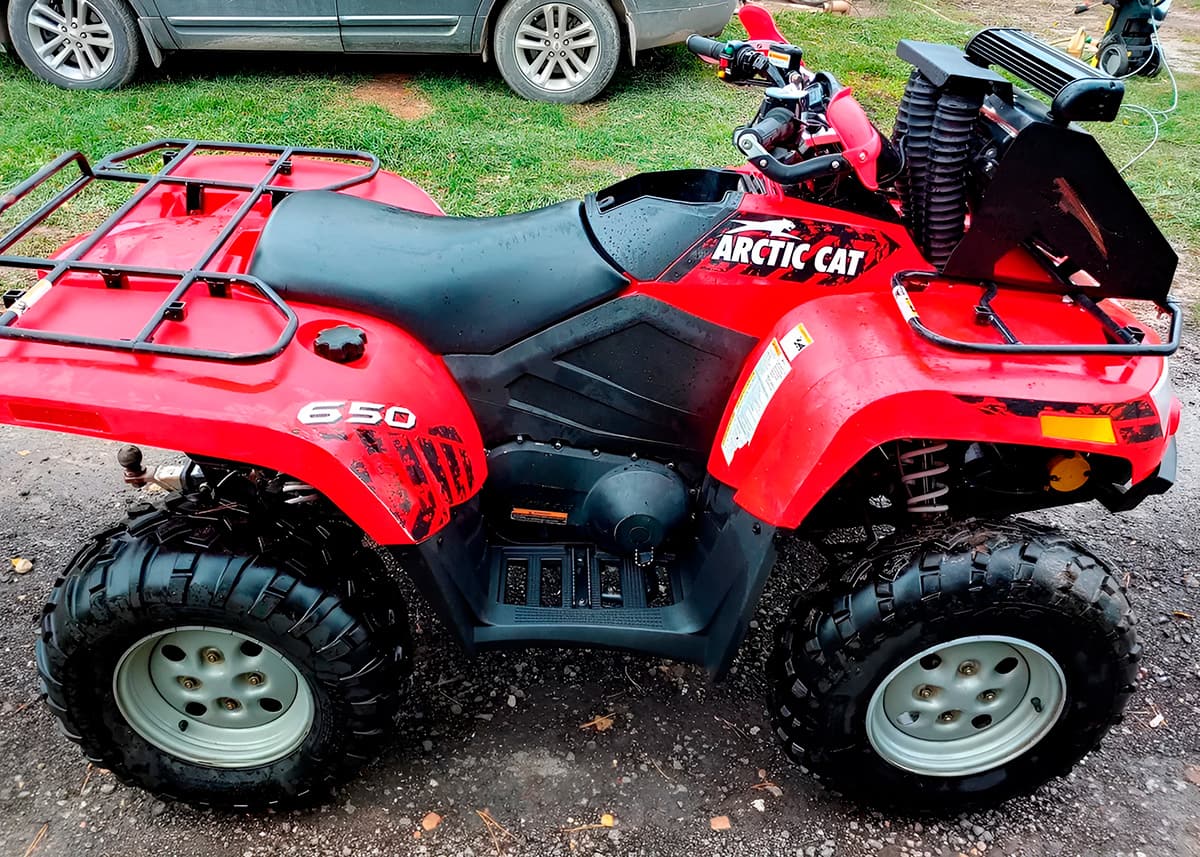 Квадроцикл ARCTIC CAT 650H1 2012г цена в Санкт-Петербурге