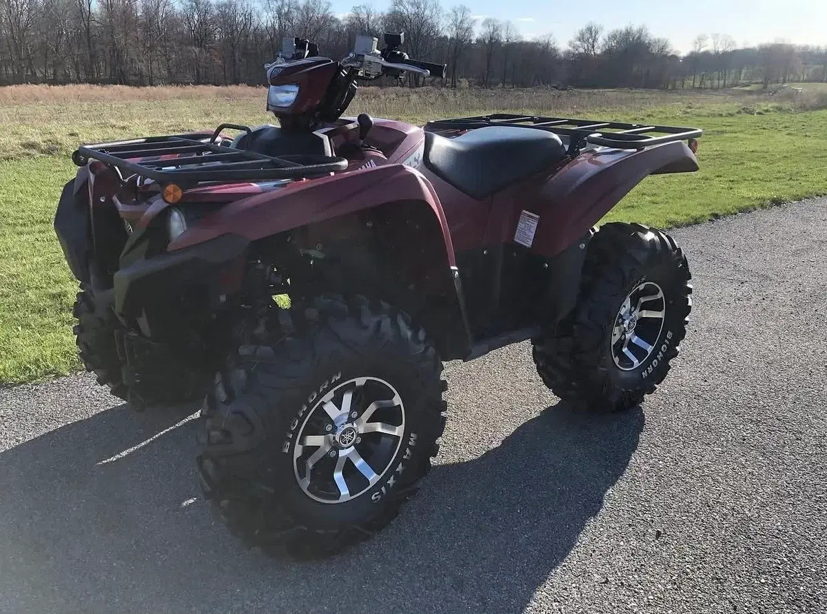 Квадроцикл YAMAHA Grizzly 700 EPS 2019 купить в Новосибирске