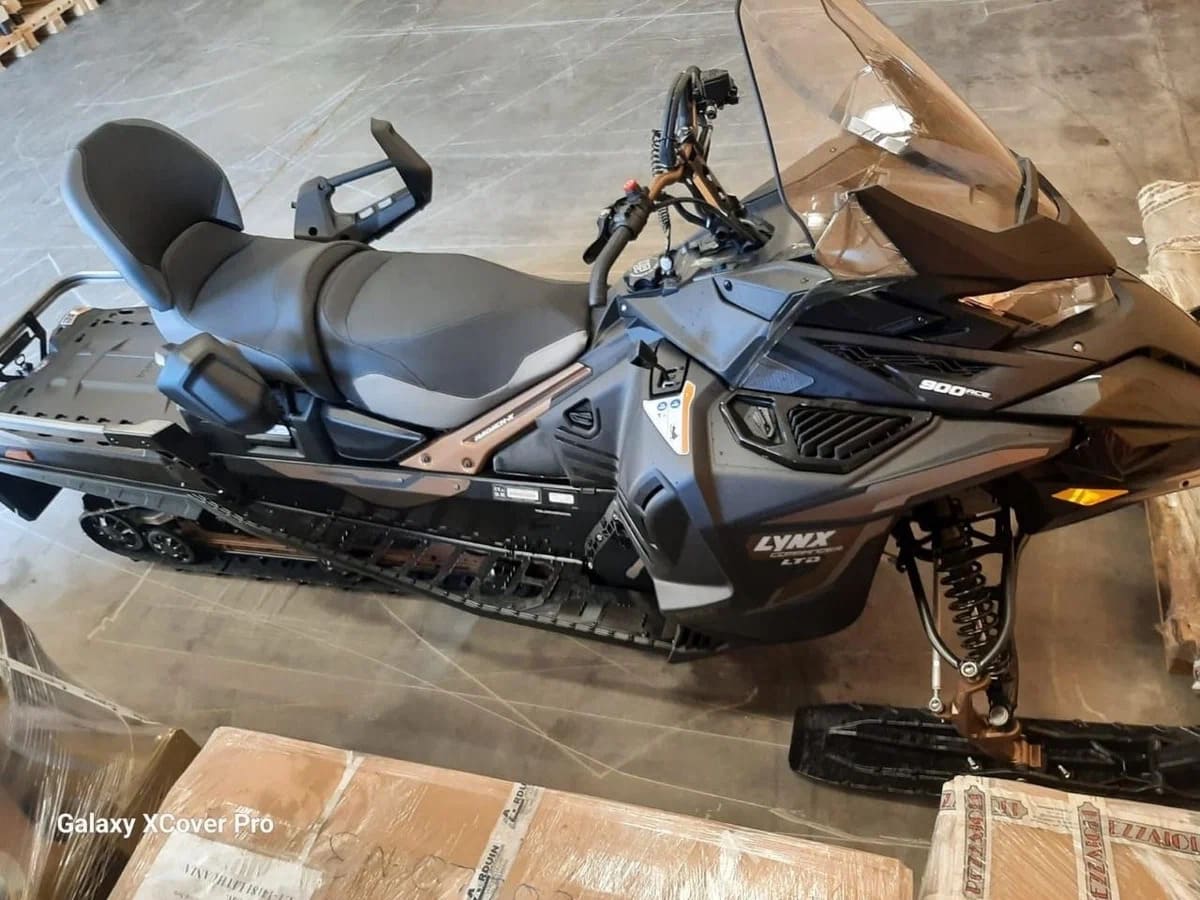 Снегоход BRP Lynx Commander Rotax 900 Ace купить в Мурманске