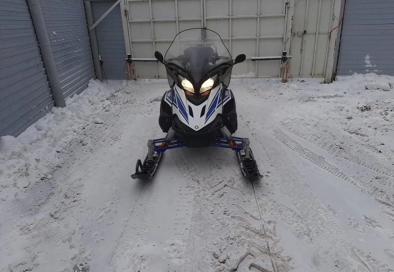 Снегоход YAMAHA RS Venture TF цена в Сургуте