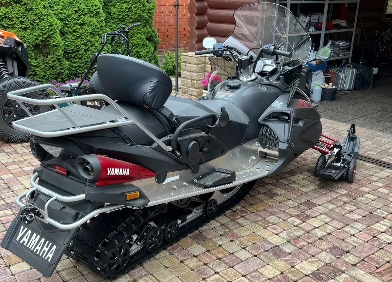 Снегоход YAMAHA Venture TF LE фото 1