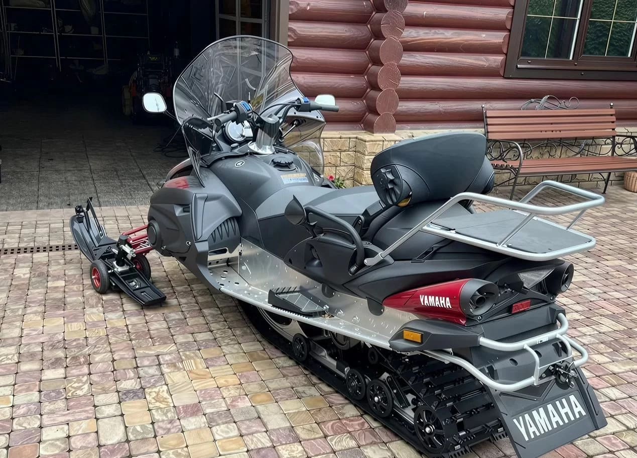 Снегоход YAMAHA Venture TF LE фото 2